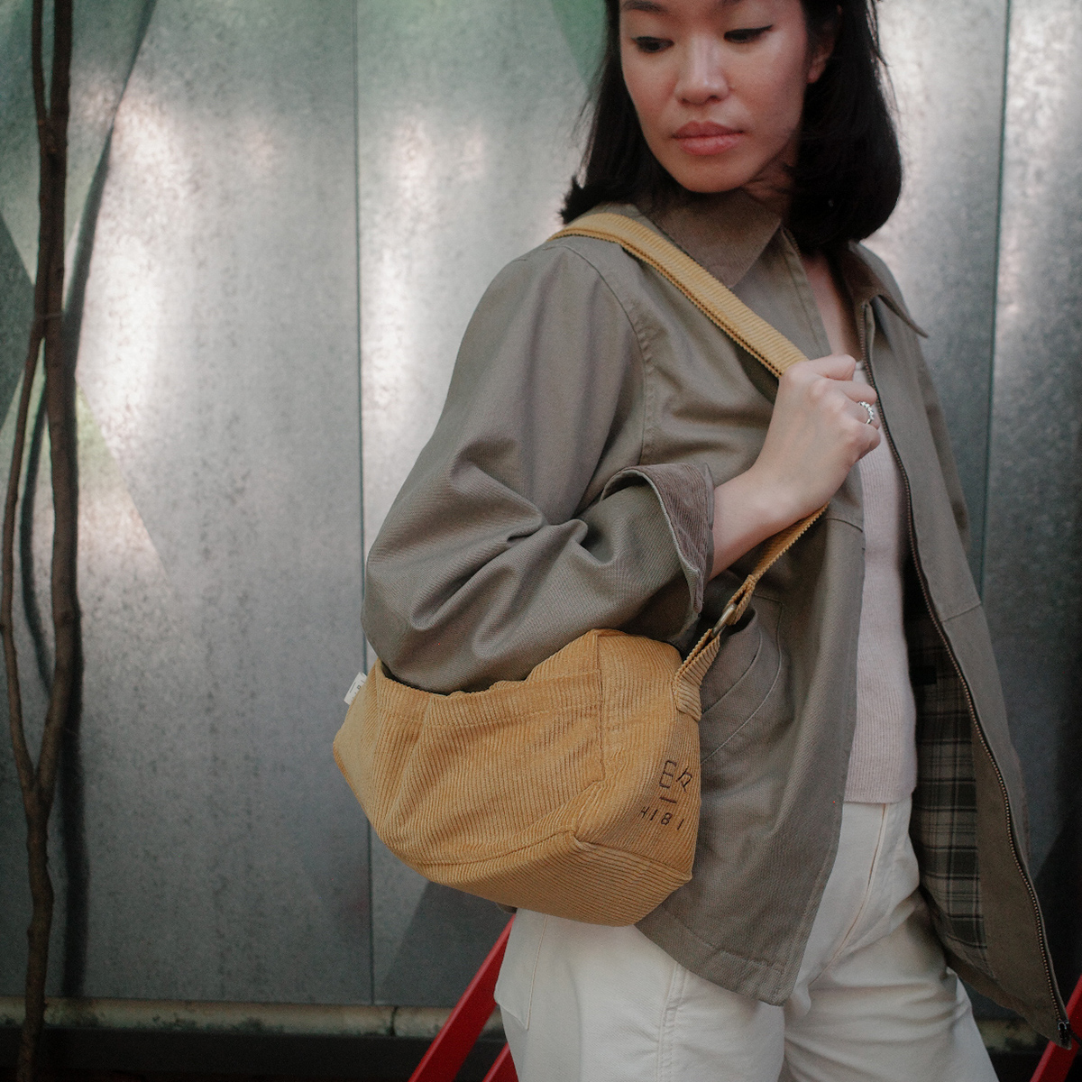NIJI Sling Bag