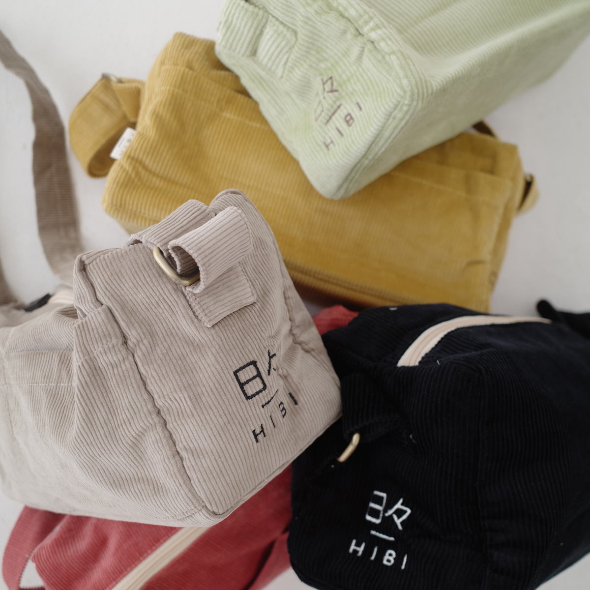 NIJI Sling Bag